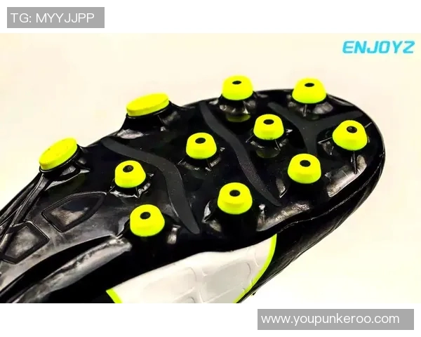 GT2足球鞋球星限量版全新登场 专为顶级运动员设计的卓越性能与舒适体验 GT2足球鞋球星限量版全新登场 专为顶级运动员设计的卓越性能与舒适体验