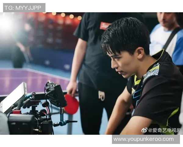 中国最强足球巨星崛起之路展现拼搏精神与荣耀梦想 中国最强足球巨星崛起之路展现拼搏精神与荣耀梦想