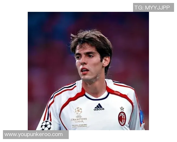 七号球星的传奇足球之路与荣耀时刻揭秘 七号球星的传奇足球之路与荣耀时刻揭秘