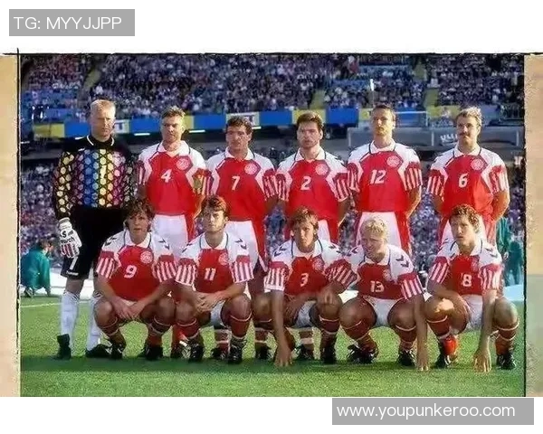 丹麦足球传奇球星崛起与辉煌成就的背后故事